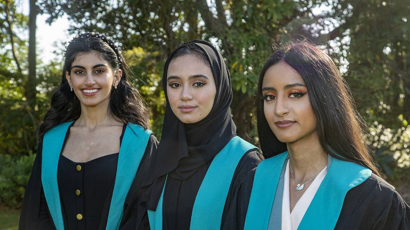 First Saudi women to train as air traffic controllers in a foreign country graduate from Massey University