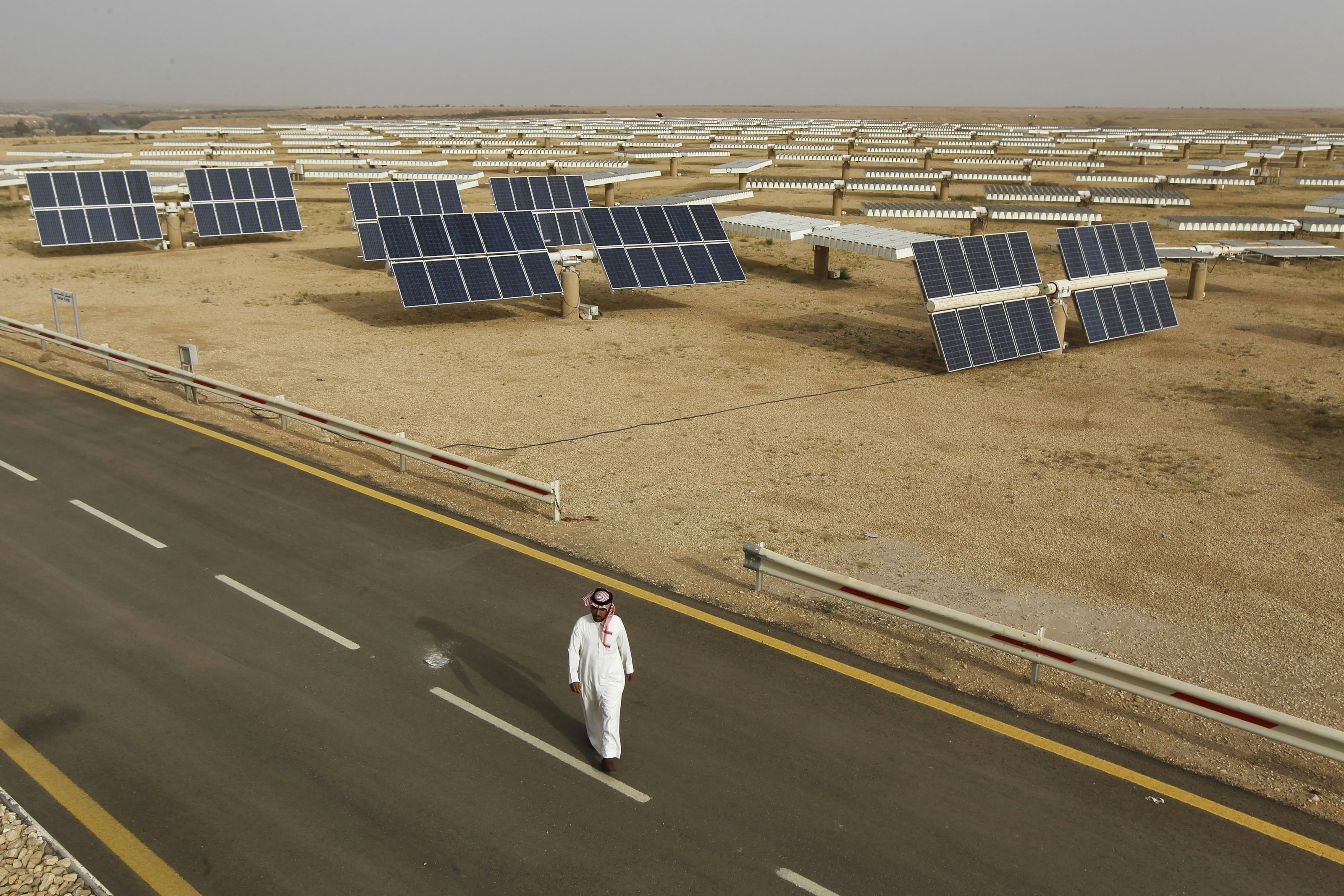 UK and Saudi Arabia look to 'join hands' in clean energy innovation
