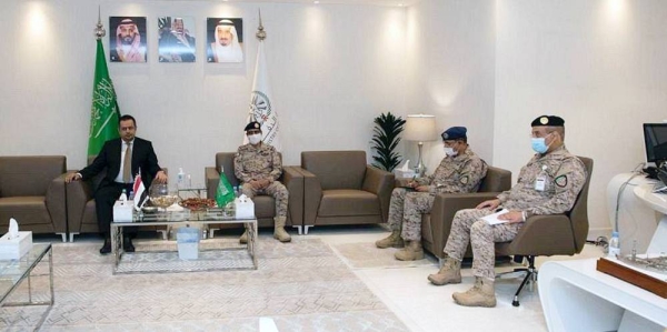 Lt. Gen. Al-Azaima meets with Yemeni prime minister