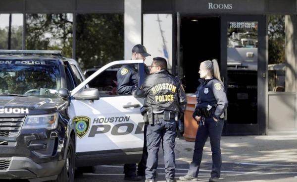 Houston leaders seek clues for concert mishap that killed 8