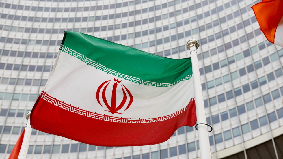 UN nuclear watchdog strikes spy camera deal with Iran
