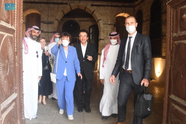 French culture minister tours Historic Jeddah