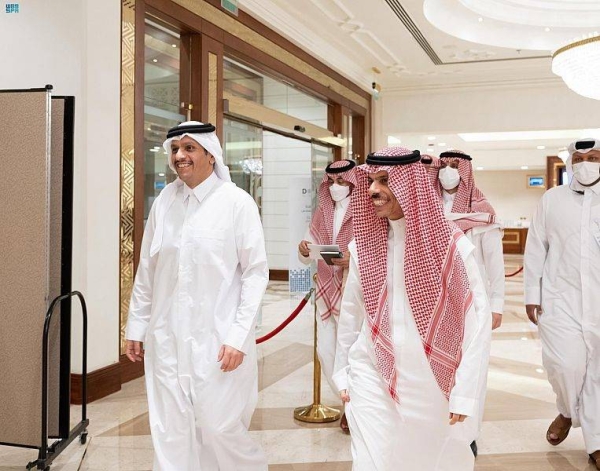 Saudi Arabia, Qatar foreign ministers meet to strengthen ties