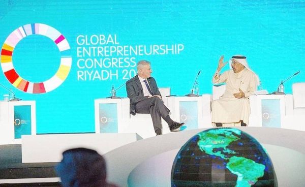 Al-Falih: Saudi Arabia 'fertile land' for international investors, companies