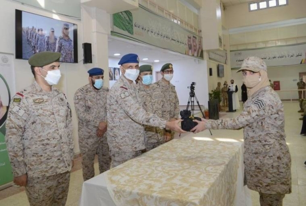 Saudi men and women can now apply for military jobs