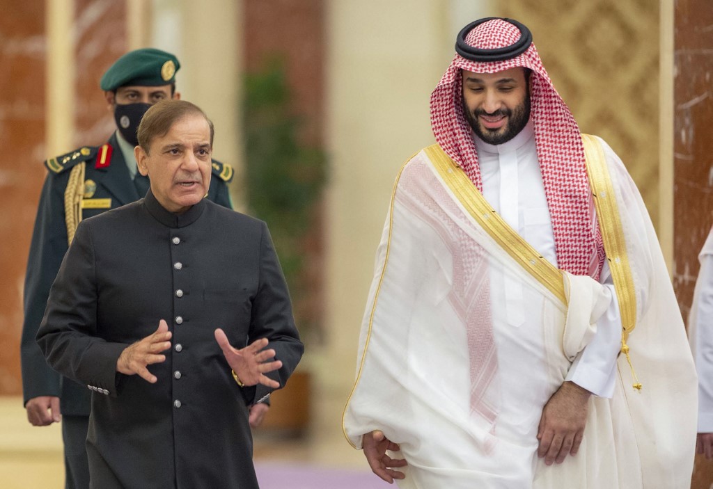 Pakistan Secures $8 Billion Saudi "Package" During Shehbaz Sharif Visit