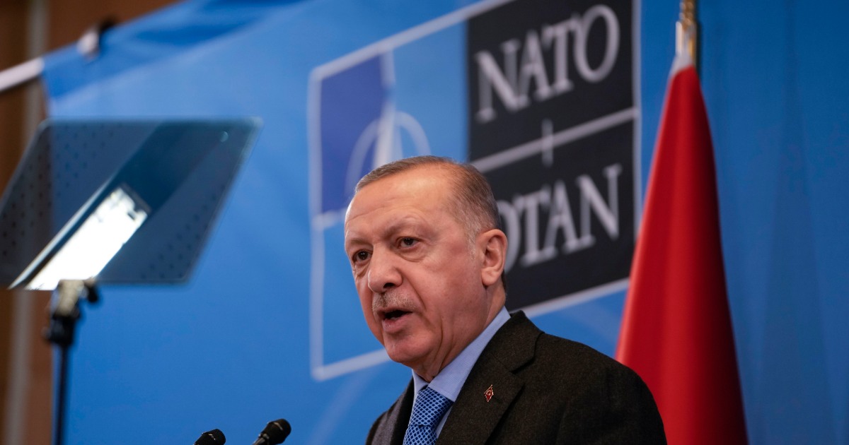 Erdogan halts Turkey-Greece talks as rift widens