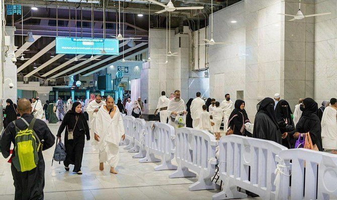 Saudi Arabia receives first Umrah pilgrims for new Islamic year