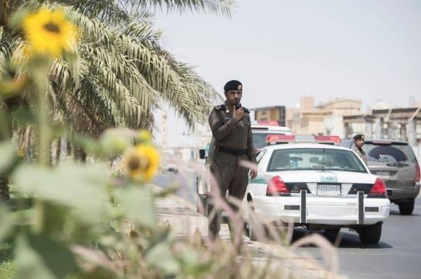 Saudi Arabia arrests 14,631 illegals in a week