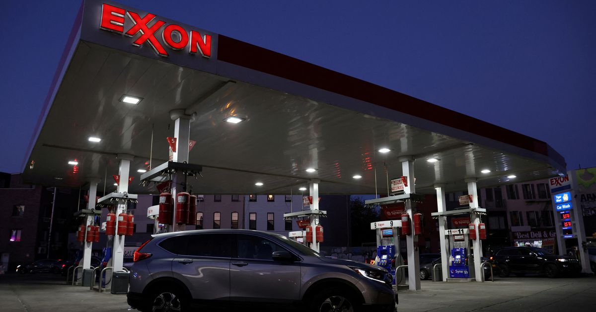 Exxon, Qatar go separate ways in marketing their U.S. LNG