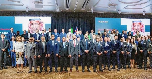 Al-Khorayef stresses KSA’s attractive investment environment to Australian officials, investors