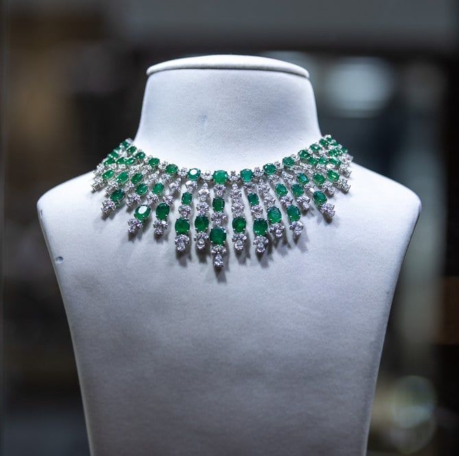 Saudi Jewelry Show sparkles with $53m gem suite, more than 100 global luxury brands