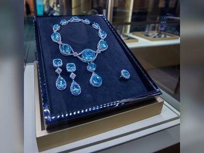 Saudi Jewelry Show sparkles with $53m gem suite, more than 100 global luxury brands