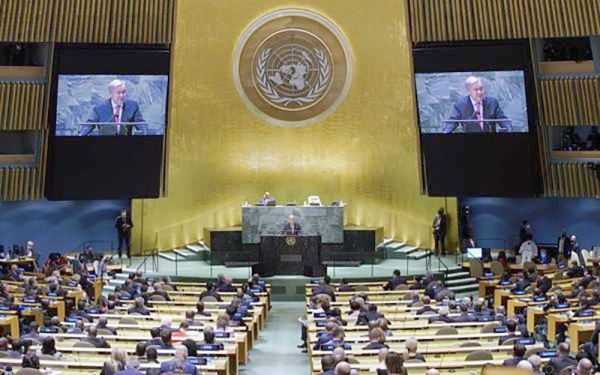 UN votes in favor of a resolution calling on ICJ to give an opinion on Israeli occupation