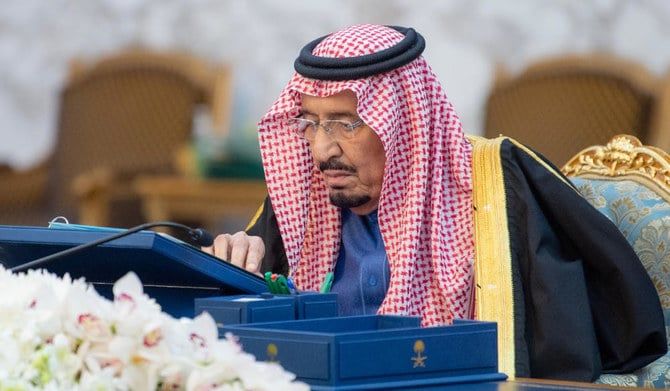 Saudi Cabinet reviews political and economic efforts to boost cooperation