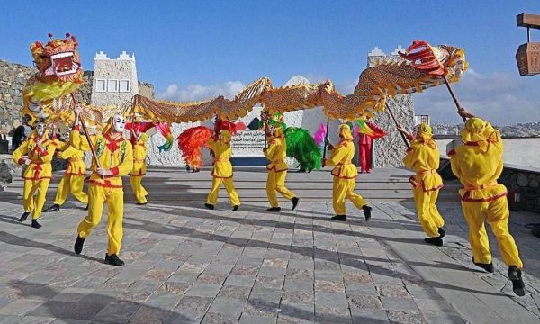 Shamsan Castle boasting 100 years history enthralls visitors of Qemam International Festival