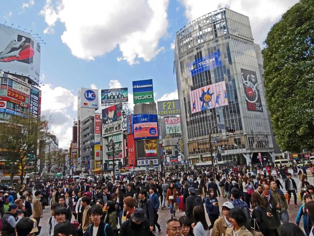 Japan reportedly to give families 1 million yen per child to move out of Tokyo