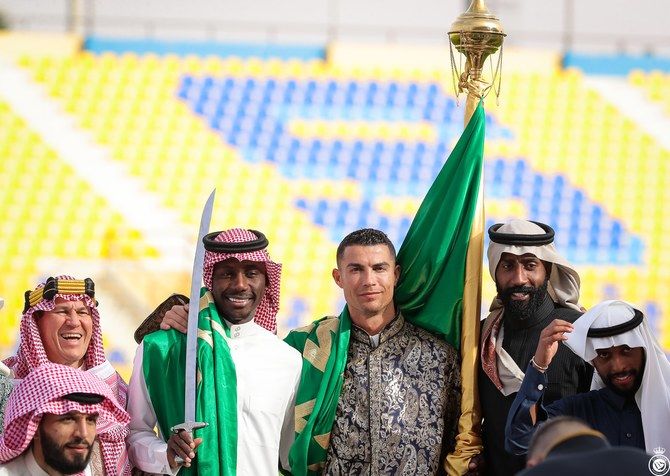 Ronaldo celebrates Founding Day in traditional Saudi attire with Al-Nassr teammates