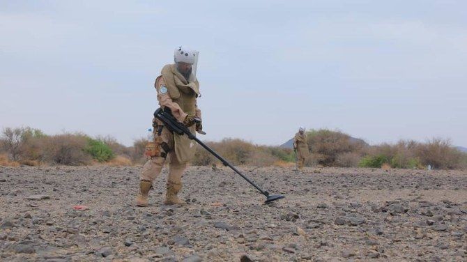 Saudi project cleared 4,811 explosive devices from Yemen in February