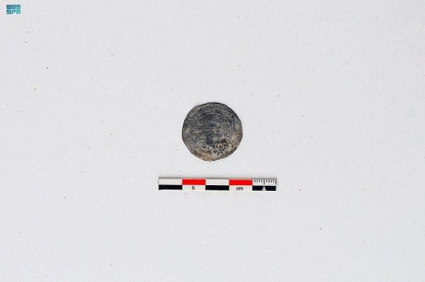 Heritage Commission finds Umayyad coin in Riyadh's Dawadmi province
