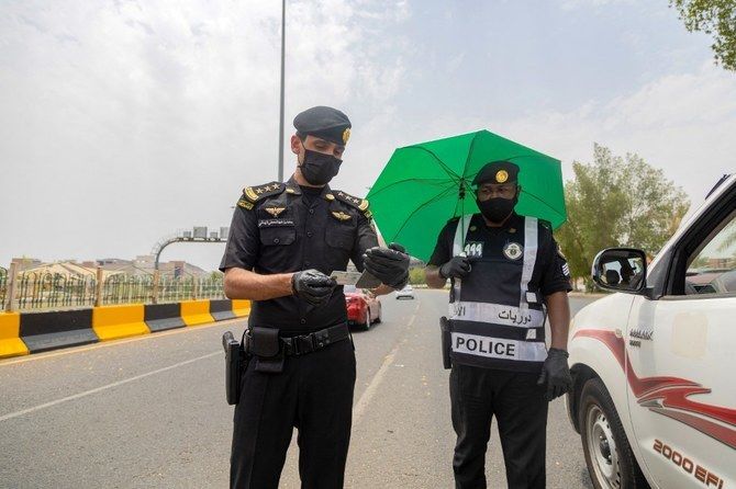 Saudi authorities arrest two after finding 60 kg of khat, 556,600 amphetamine pills
