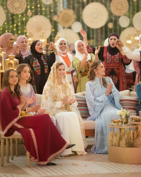 Jordan's Queen Rania Hosts Pre-Wedding Henna Party for Saudi Bride-to-Be
