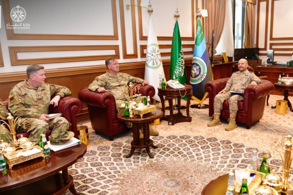 Saudi Chief of Staff, US commander discuss military cooperation