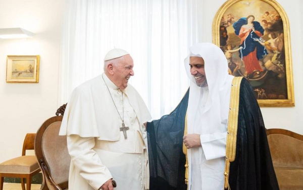 Pope Francis Welcomes Muslim Leader for Discussion on Shared Values