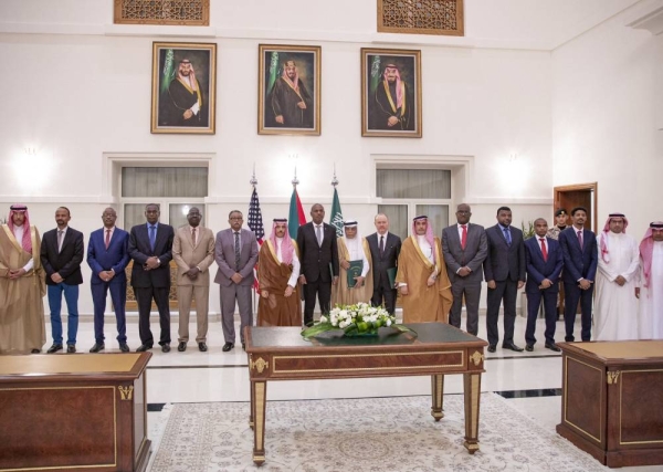 Sudan rivals sign short-term ceasefire pact in Jeddah