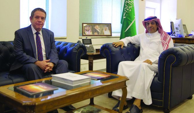 Saudi minister holds talks with Russian and Cuban ambassadors