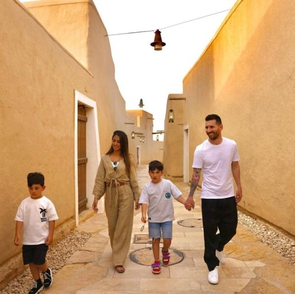Messi says he had an exciting day exploring historic Diriyah
