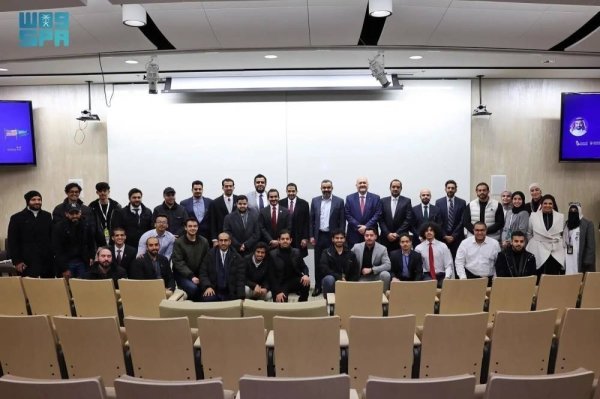 Al-Swaha Holds Meeting with Saudi Students in the US