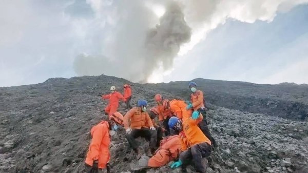 Mount Marapi Eruption: Death Toll Climbs to 22