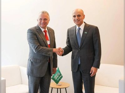 Saudi Climate Envoy Convenes with Slovenia and Costa Rica FMs at WEF 2024
