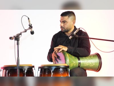 Soulful Arab, French songs mark opening of Francophonie Festival