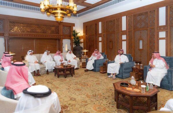 ولی عہد شہزادہ محمد بن سلمان نے علاقائی امراء کے ساتھ 31 ویں سالانہ کانفرنس کا انعقاد کیا ، تازہ ترین معلومات حاصل کیں اور اظہار تشکر کیا۔