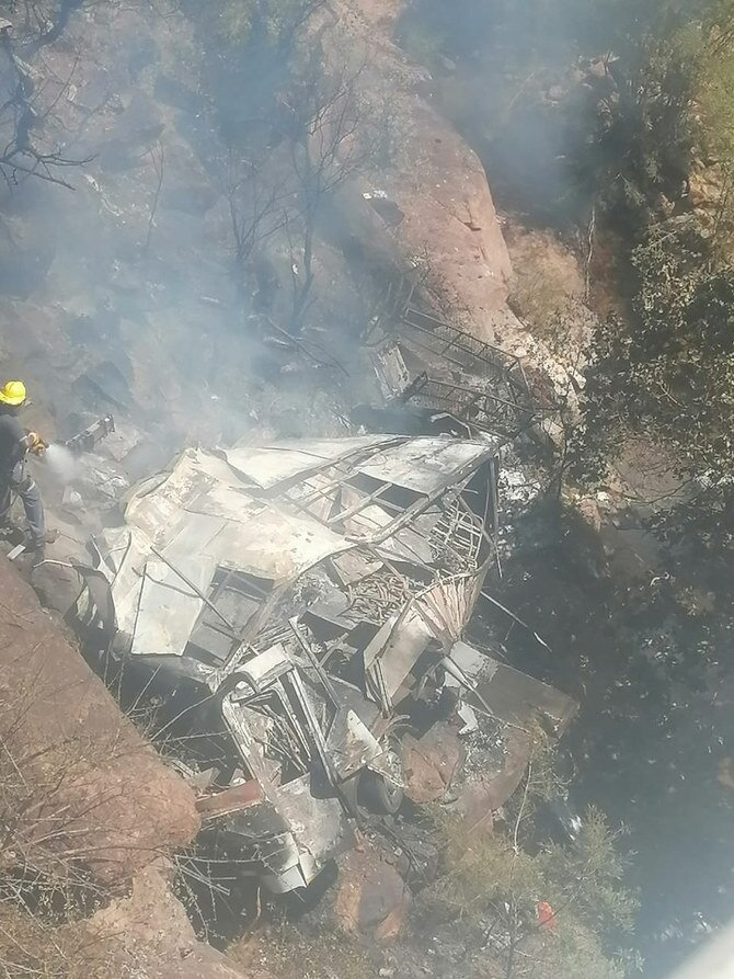 Timog Aprika: Pag-crash ng Bus sa Limpopo sa Panahon ng Paghahalili sa Paskuwa, 45 Patay, 8 Taong gulang na Nakaligtas