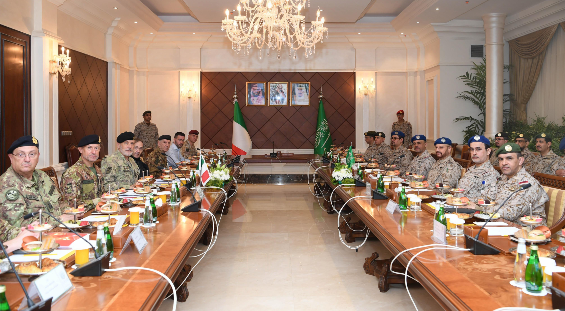 Al-Ruwaili and Italian Defense Chief Discuss Defense and Military Cooperation