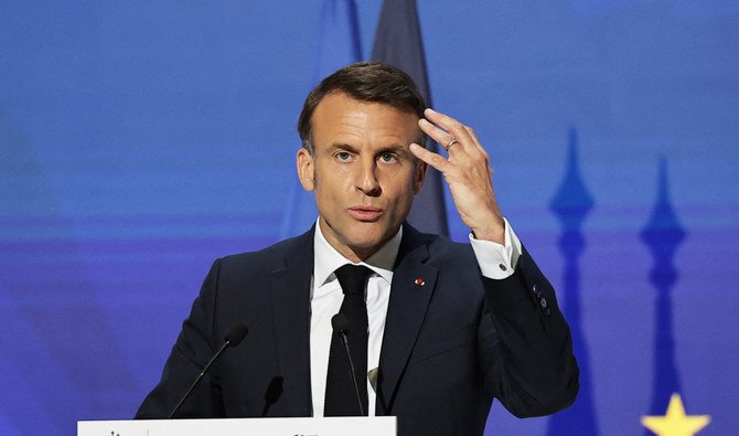 Kinukritiko ni Macron ang Rwanda Asylum Plan ng UK bilang Hindi Epektibo at Cynical