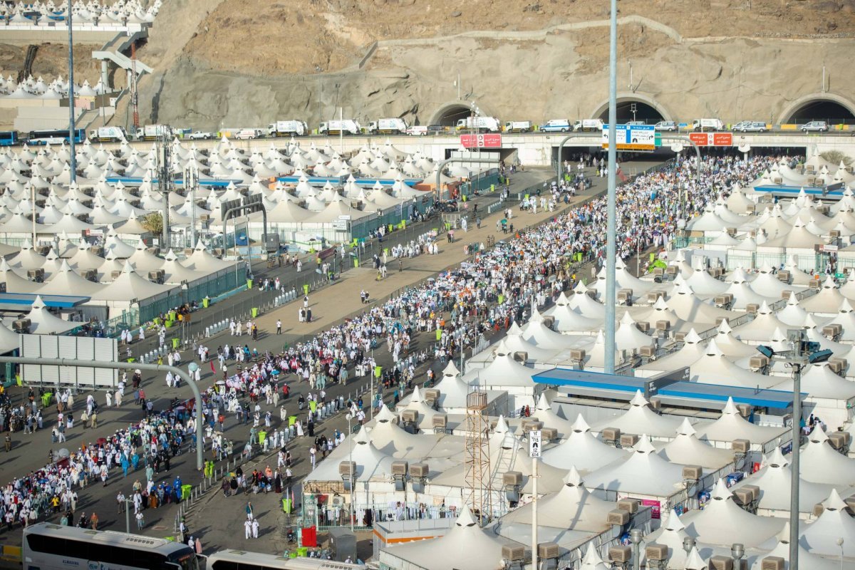 Saudi Arabia Warns Against Fake Hajj Campaigns and Lauds Iraq for Arresting Scammers