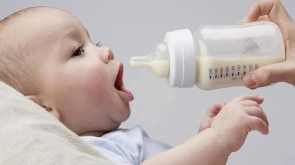 Saudi Food Authority Confirms Sugar-Free Breast Milk Substitutes: Pediatrician Warns Against Added Sugars in Children's Food