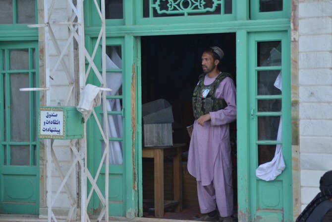 Gunman Kills Six at Shiite Mosque in Afghanistan, Taliban Investigate