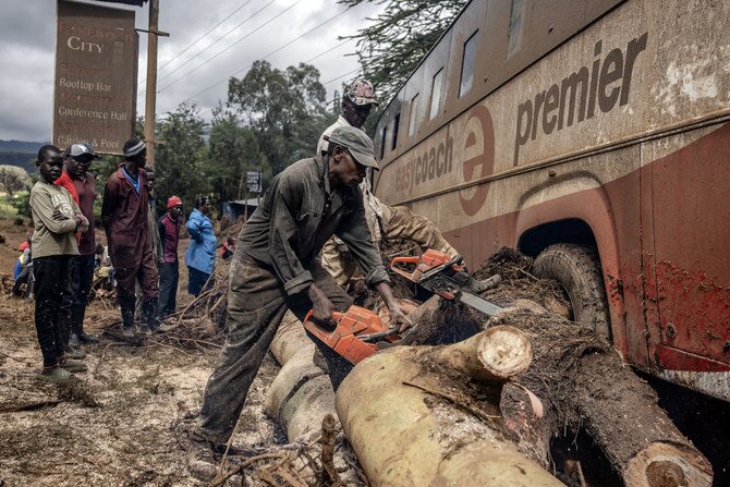 Cyclone Hidaya Threatens Kenya and Tanzania: 350 Dead, 254,000 Displaced, Tourism Sector Affected