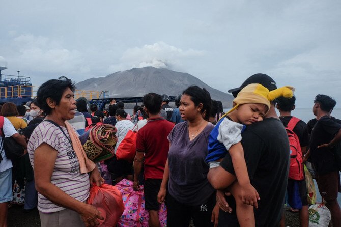 Indonesia's Mount Ruang: 10,000 Residents to be Permanently Relocated After Series of Explosive Eruptions and Tsunami Warnings