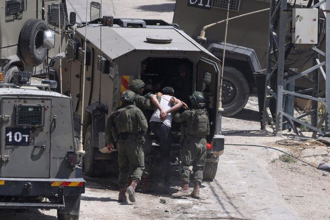 Israeli Forces Kill Five Palestinians in West Bank Raid, Wound Officer