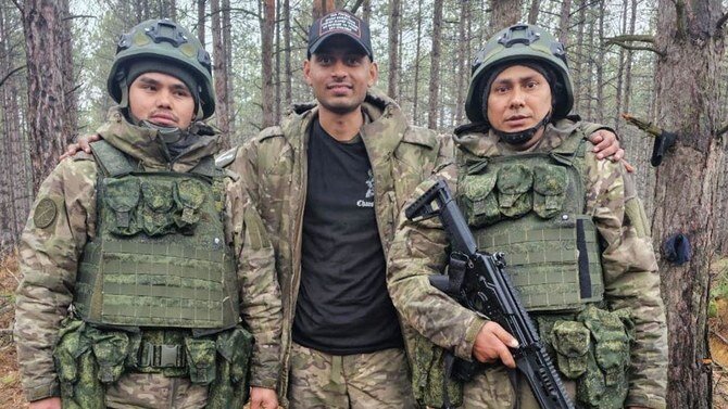 الشرطة الهندية تعتقل أربعة مشتبه بهم في إغراء الرجال للقتال في حرب أوكرانيا